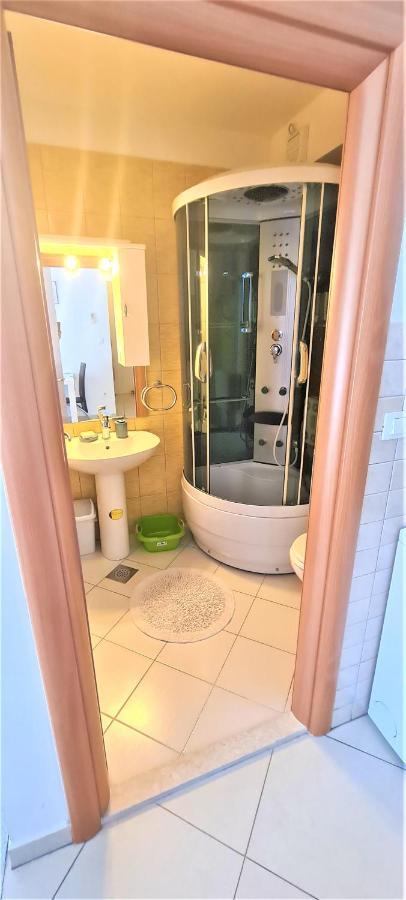 Apartman Scotti Kaštela Екстериор снимка