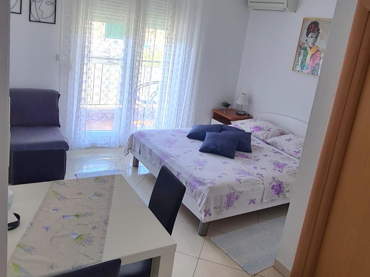 Apartman Scotti Kaštela Екстериор снимка